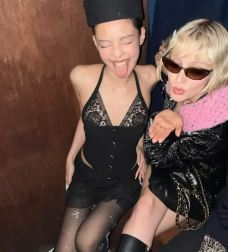 Image 23836255 from Jennie | BLΛƆKPIИK (Blackpink)