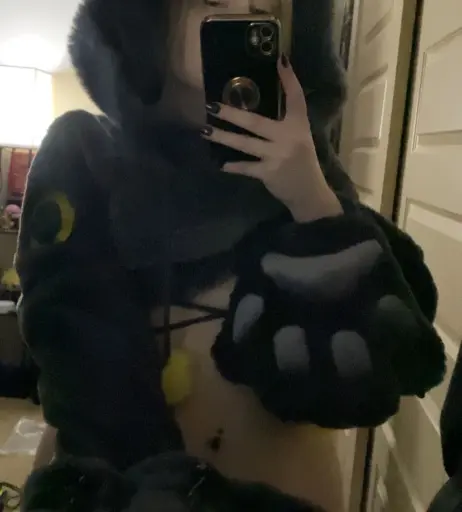 Image 23832570 from SylveeVT / Sylvee