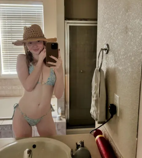 Image 23805064 from Makenna Kelly / Lifewithmak
