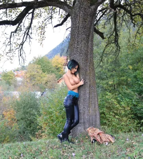 Image 2389654 from Anisyia