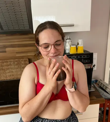 Image 2388885 from Emma Clarke