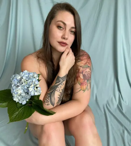 Image 23886946 from Lillias Right