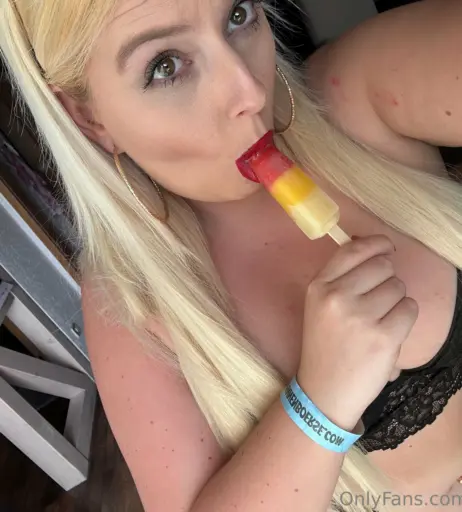 Image 2377549 from Blondiihell