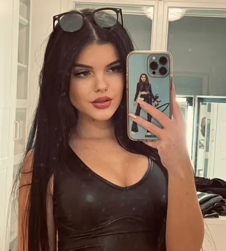 Image 2374644 from Lara Winter