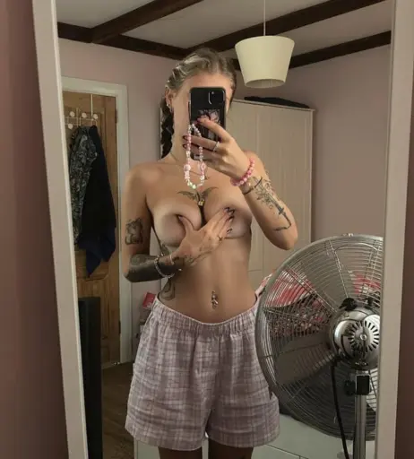 Image 2370736 from Lily Moon