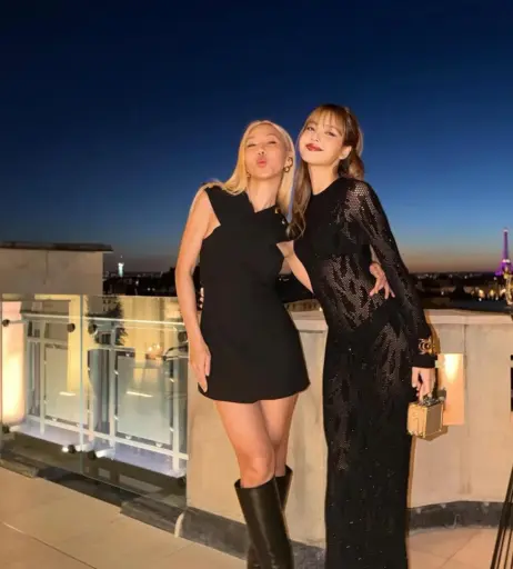 Image 23657961 from Lisa | BLΛƆKPIИK (Blackpink)