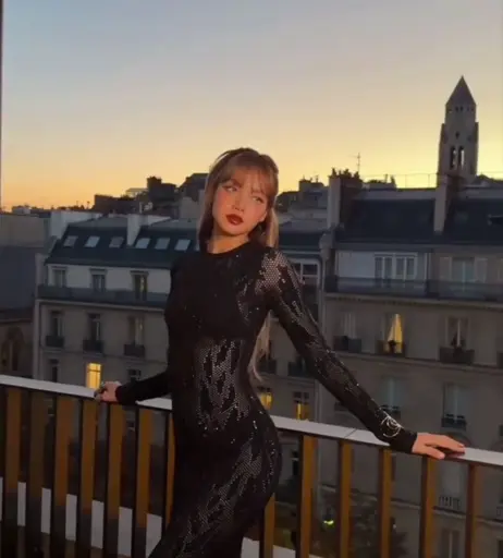 Image 23657956 from Lisa | BLΛƆKPIИK (Blackpink)