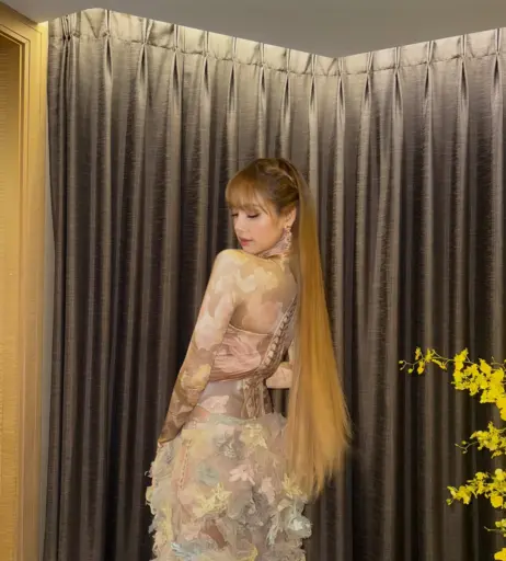 Image 23657880 from Lisa | BLΛƆKPIИK (Blackpink)