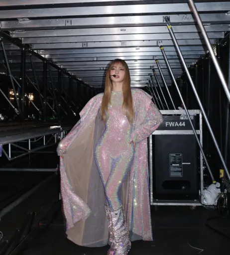 Image 23657501 from Lisa | BLΛƆKPIИK (Blackpink)