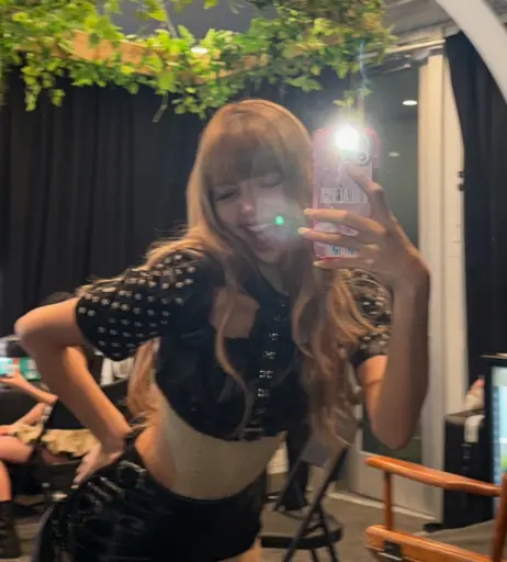 Image 23657540 from Lisa | BLΛƆKPIИK (Blackpink)