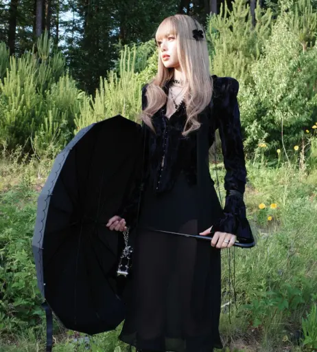 Image 23657653 from Lisa | BLΛƆKPIИK (Blackpink)