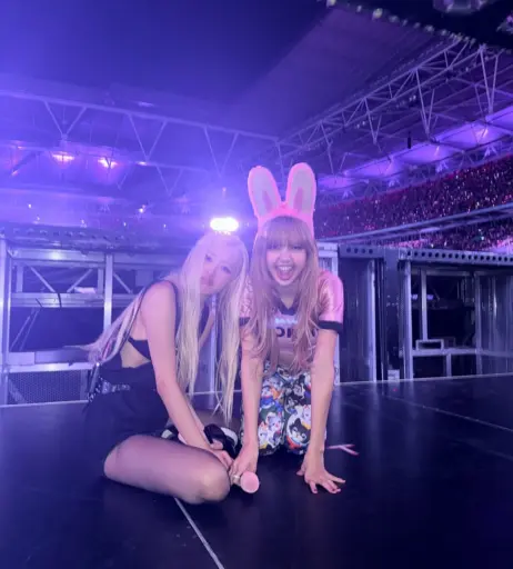 Image 23657676 from Lisa | BLΛƆKPIИK (Blackpink)
