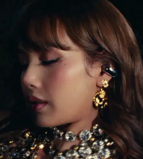 Image 23657194 from Lisa | BLΛƆKPIИK (Blackpink)