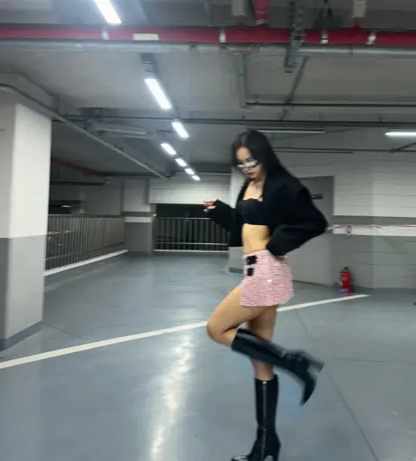 Image 23657022 from Lisa | BLΛƆKPIИK (Blackpink)