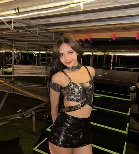 Image 23657015 from Lisa | BLΛƆKPIИK (Blackpink)