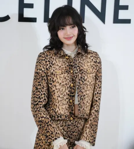 Image 23657043 from Lisa | BLΛƆKPIИK (Blackpink)