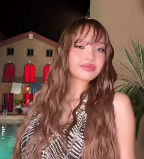 Image 23657325 from Lisa | BLΛƆKPIИK (Blackpink)