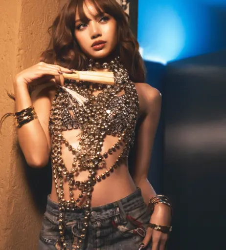 Image 23657362 from Lisa | BLΛƆKPIИK (Blackpink)
