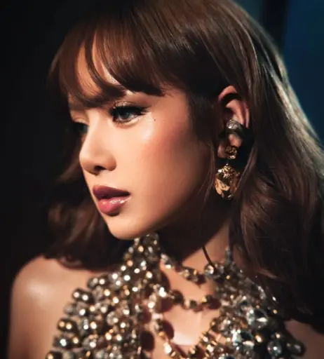 Image 23657351 from Lisa | BLΛƆKPIИK (Blackpink)