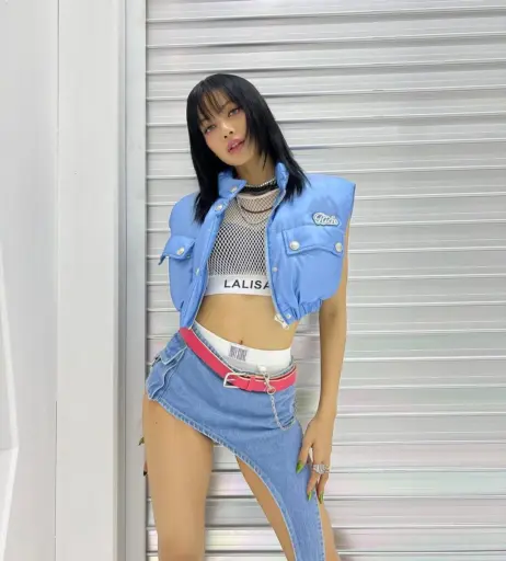 Image 23656923 from Lisa | BLΛƆKPIИK (Blackpink)