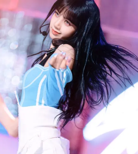 Image 23656927 from Lisa | BLΛƆKPIИK (Blackpink)