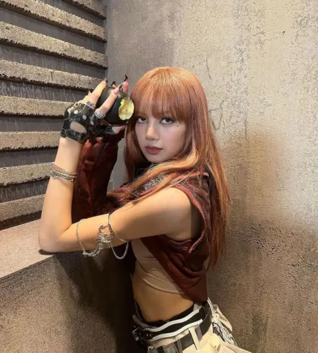 Image 23656913 from Lisa | BLΛƆKPIИK (Blackpink)