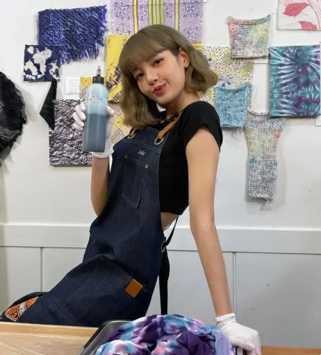 Image 23656904 from Lisa | BLΛƆKPIИK (Blackpink)
