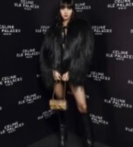 Image 23656931 from Lisa | BLΛƆKPIИK (Blackpink)