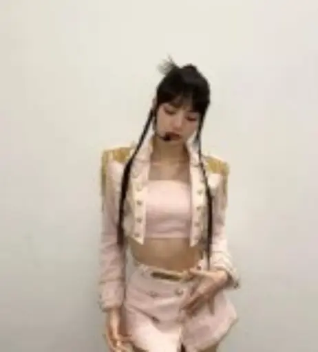 Image 23656949 from Lisa | BLΛƆKPIИK (Blackpink)
