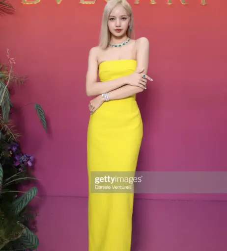 Image 23656866 from Lisa | BLΛƆKPIИK (Blackpink)