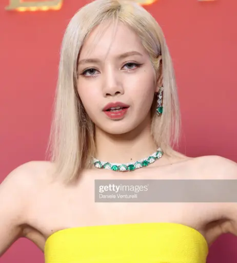 Image 23656858 from Lisa | BLΛƆKPIИK (Blackpink)