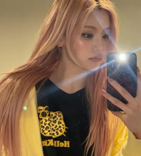 Image 23659904 from Yeji - ITZY (예지, Hwang Ye-ji)
