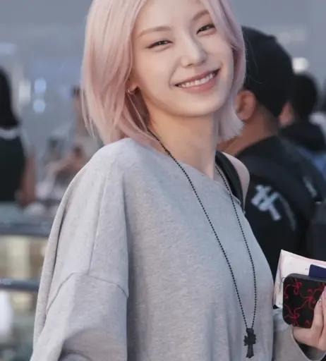 Image 23659806 from Yeji - ITZY (예지, Hwang Ye-ji)