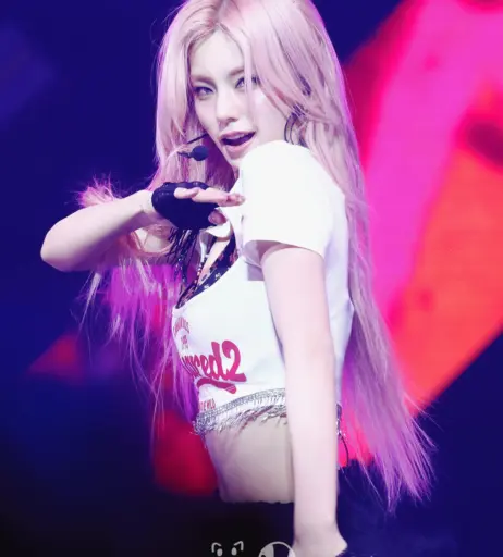 Image 23659809 from Yeji - ITZY (예지, Hwang Ye-ji)