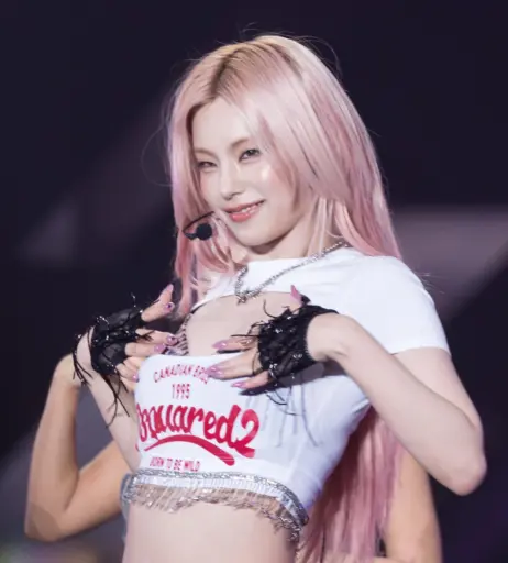 Image 23659863 from Yeji - ITZY (예지, Hwang Ye-ji)
