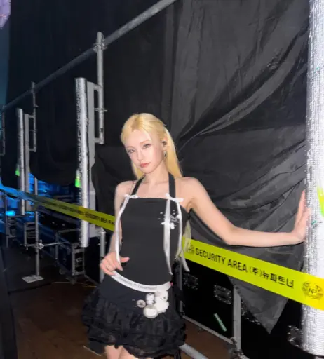 Image 23659487 from Yeji - ITZY (예지, Hwang Ye-ji)