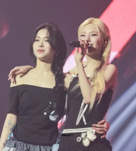 Image 23659475 from Yeji - ITZY (예지, Hwang Ye-ji)