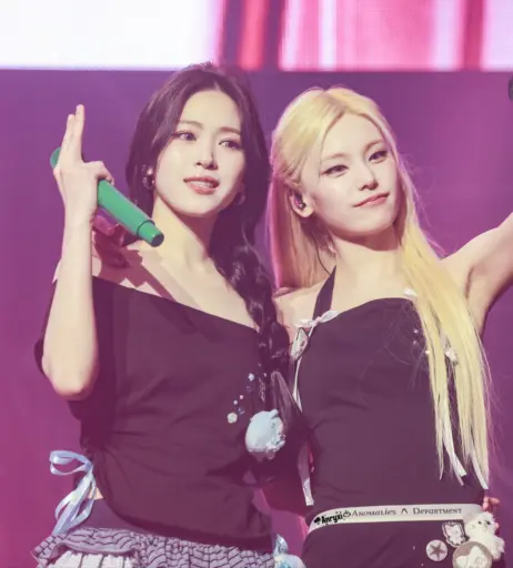 Image 23659474 from Yeji - ITZY (예지, Hwang Ye-ji)
