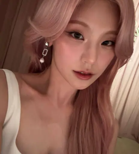 Image 23659769 from Yeji - ITZY (예지, Hwang Ye-ji)