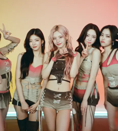 Image 23659770 from Yeji - ITZY (예지, Hwang Ye-ji)