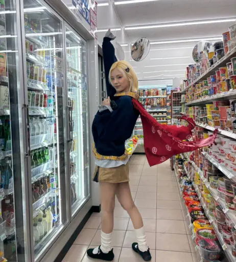 Image 23659685 from Yeji - ITZY (예지, Hwang Ye-ji)
