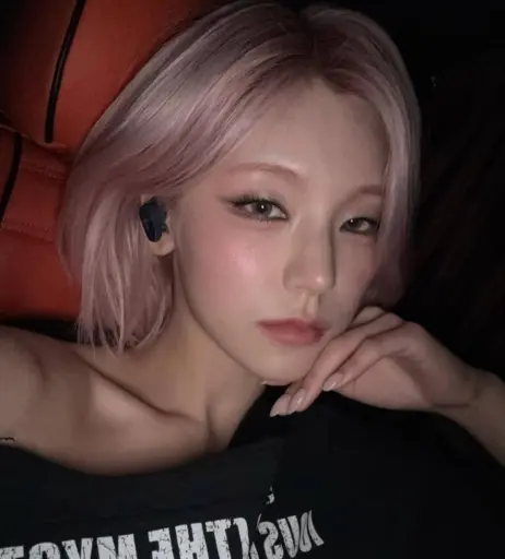 Image 23659671 from Yeji - ITZY (예지, Hwang Ye-ji)