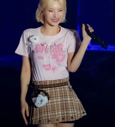 Image 23659139 from Yeji - ITZY (예지, Hwang Ye-ji)