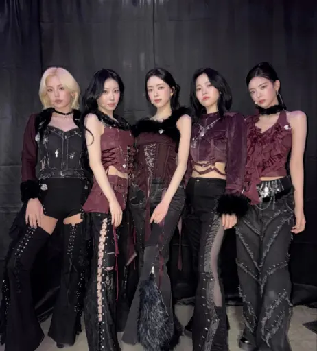 Image 23659336 from Yeji - ITZY (예지, Hwang Ye-ji)