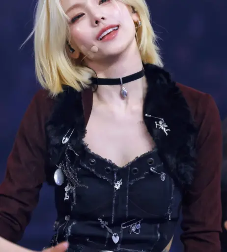 Image 23659334 from Yeji - ITZY (예지, Hwang Ye-ji)