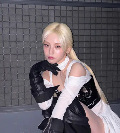 Image 23659366 from Yeji - ITZY (예지, Hwang Ye-ji)