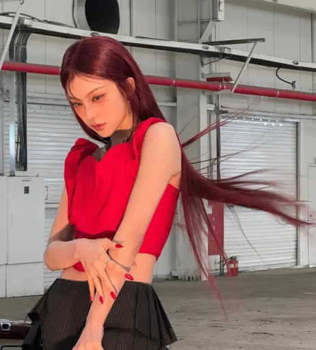 Image 23659368 from Yeji - ITZY (예지, Hwang Ye-ji)