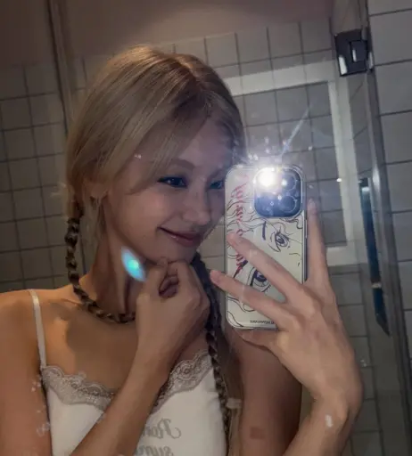 Image 23659214 from Yeji - ITZY (예지, Hwang Ye-ji)