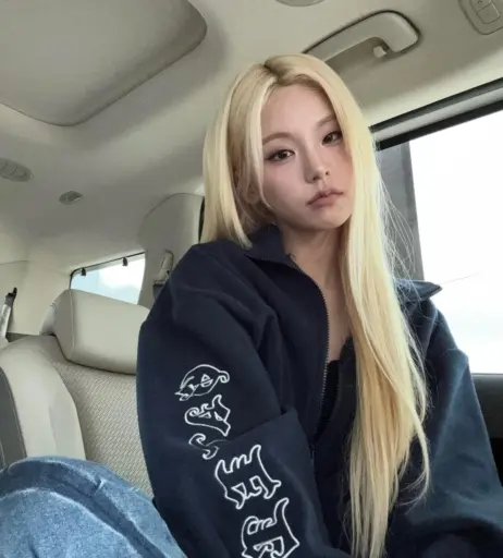Image 23659200 from Yeji - ITZY (예지, Hwang Ye-ji)