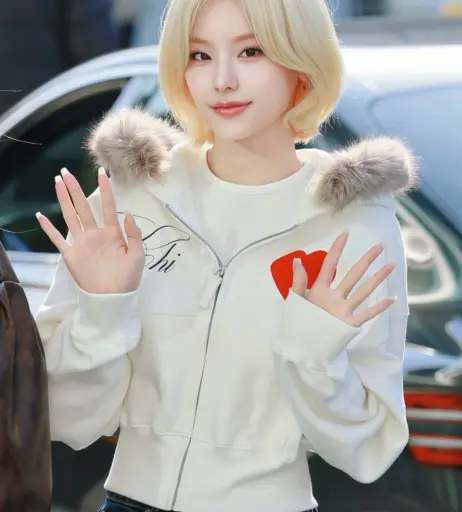 Image 23659236 from Yeji - ITZY (예지, Hwang Ye-ji)